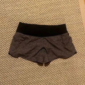 Lululemon speed up shorts size 4